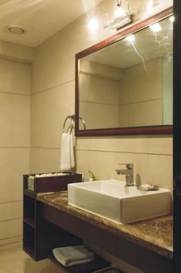 Regenta Central Harimangala Bharuch Exterior foto